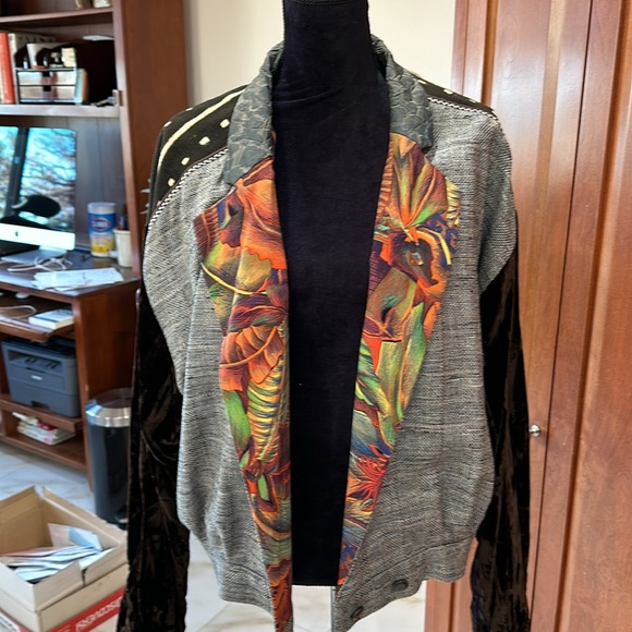 Connie Fails Jacket - Picture 5 of 8